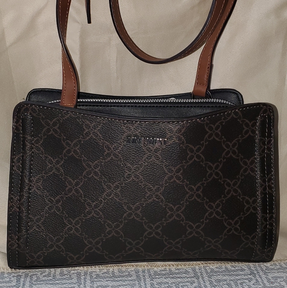 Nine West crossbody with matching wallet